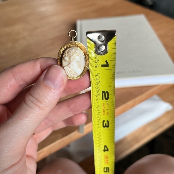 Vintage Carved Cameo Stick Pin and Brooch Set - Picture 10 of 11